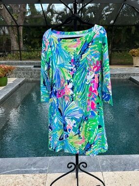 Lilly Pulitzer Women's Floral Print Rayon - Large - Style # 17412